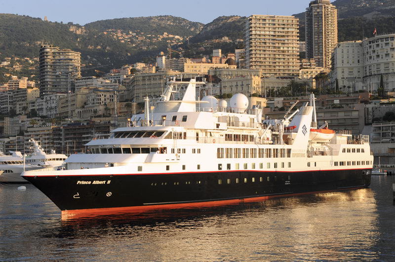 SILVERSEA'S NEW EXPEDITION SHIP IS DEDICATED BY HSH PRINCE ALBERT II IN MONACO.     Le Nouveau bateau d'expedition de Silversea inaugurÃ© par S.A.S. Le Prince Albert II, Ã  Monaco - 03 juin 2008.